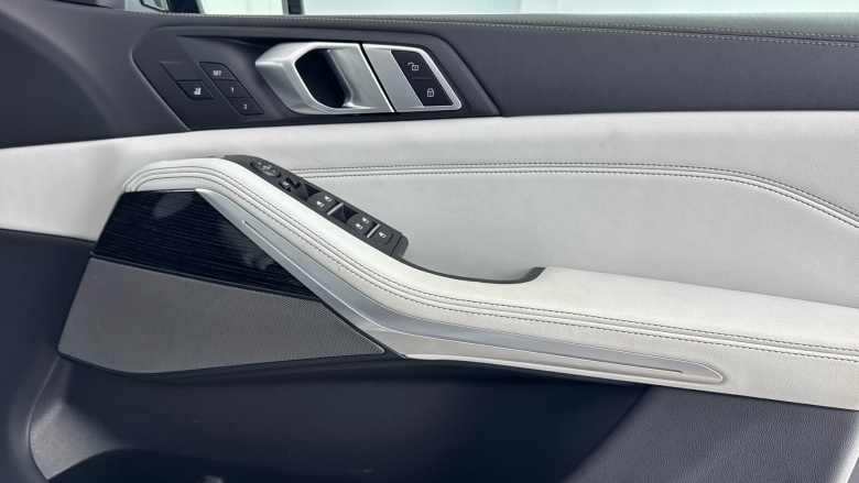 BMW X5 xDrive30d MHT M Sport 5dr Auto Diesel Estate